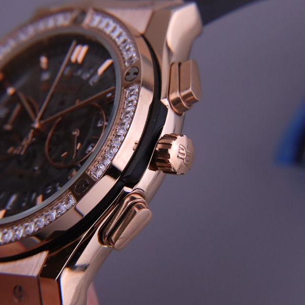 ウブロコピー時計着用イメージ